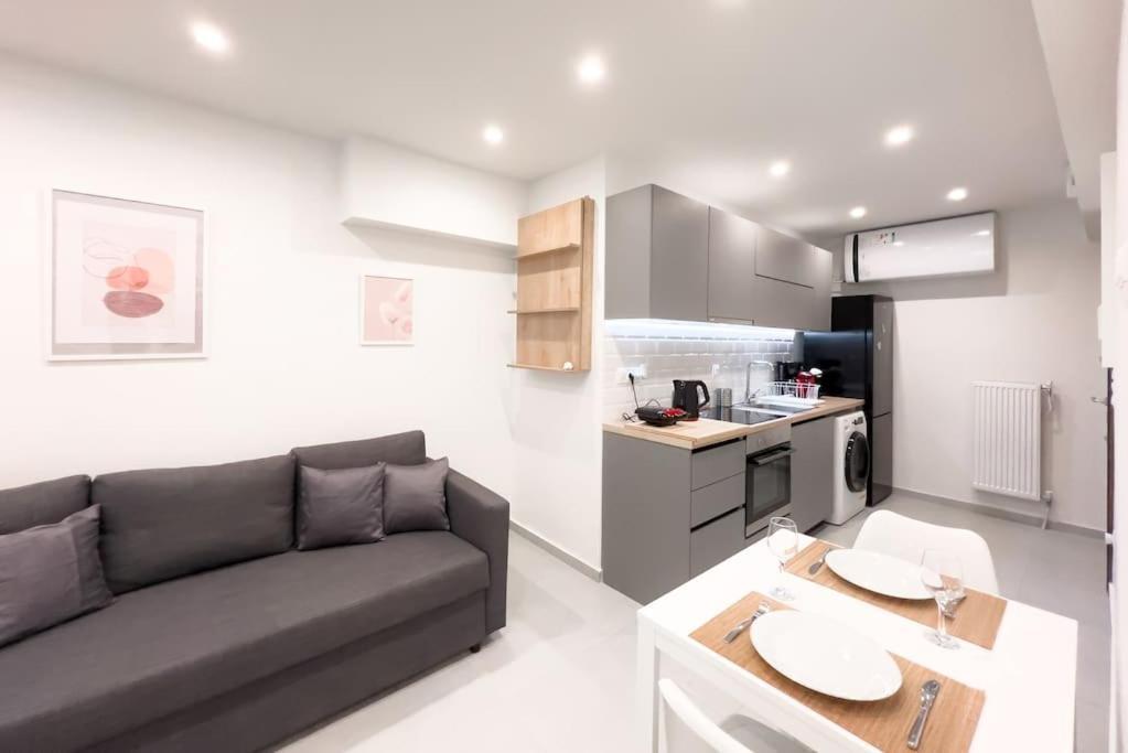 Luxury Studio With Garden Next To Acropolis Aten Exteriör bild